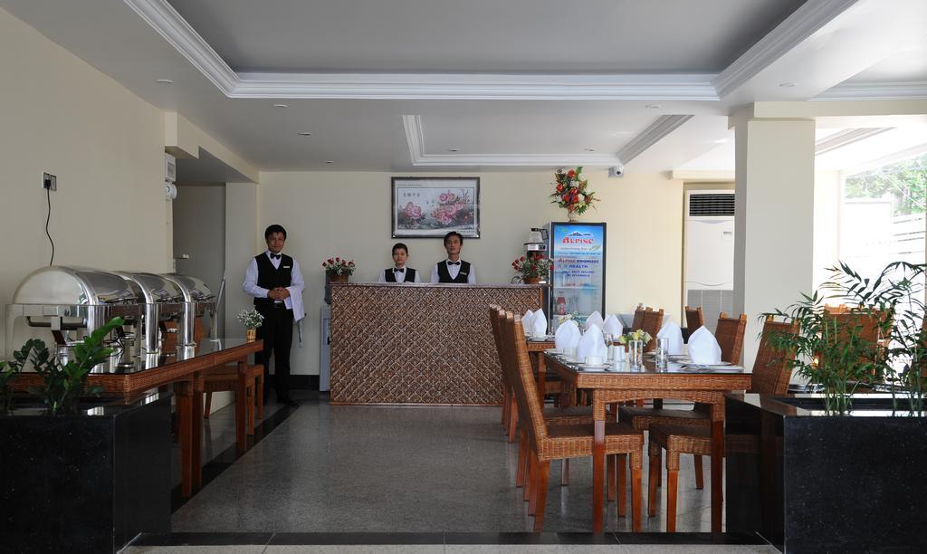 โรงแรมวอร์ดอน ย่างกุ้ง ภายนอก รูปภาพ